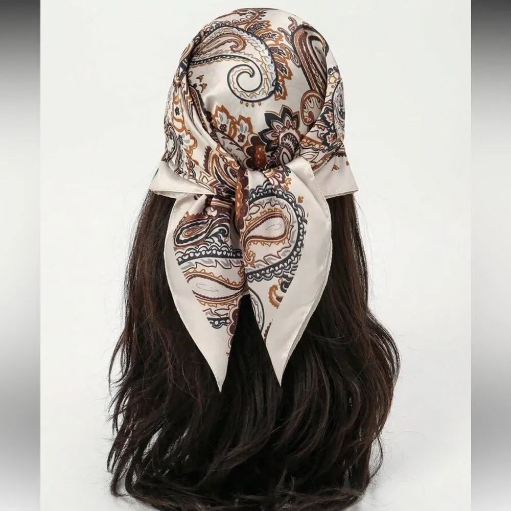 Cream Paisley Headscarf N1404